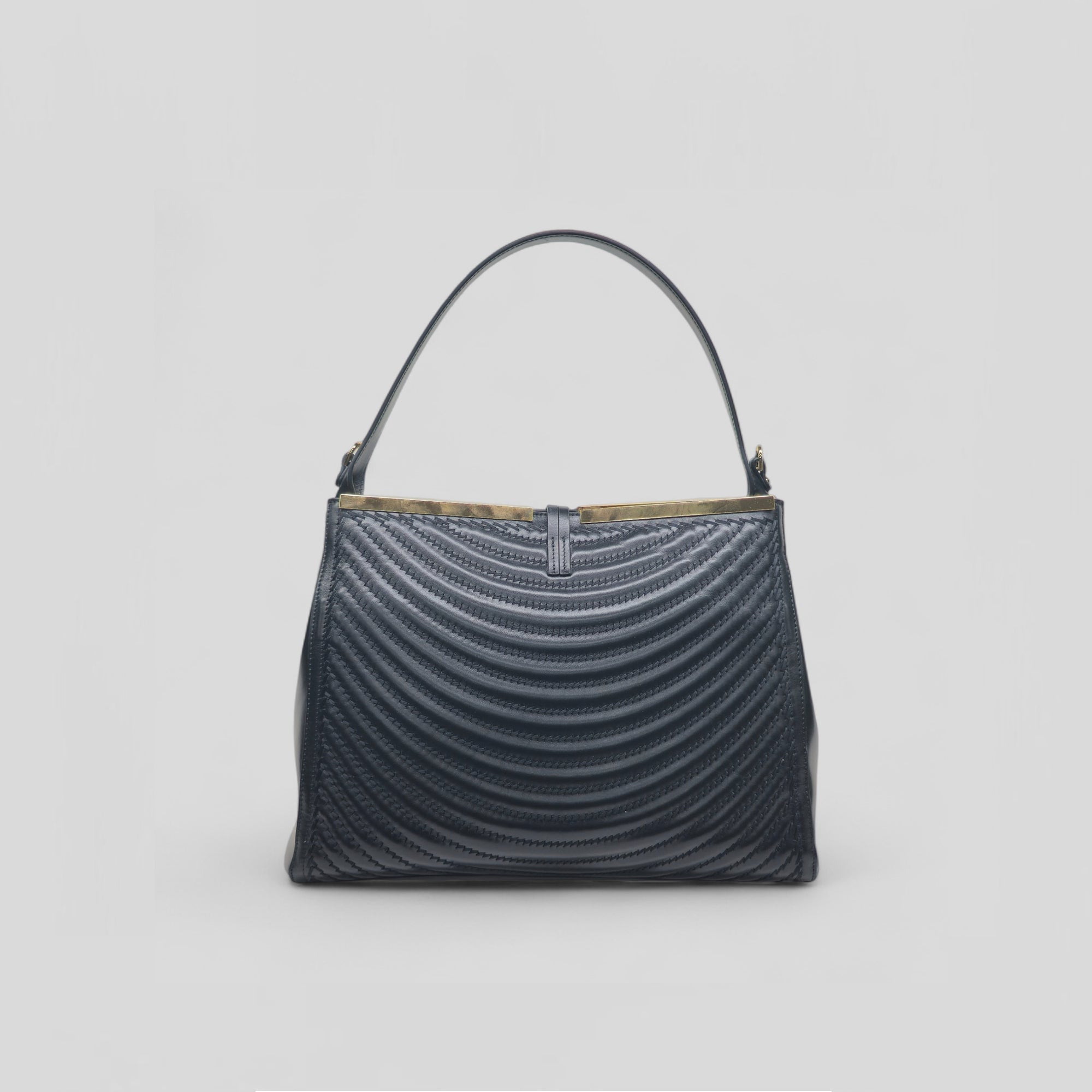 Borsa a mano RAGGI in vitello nero