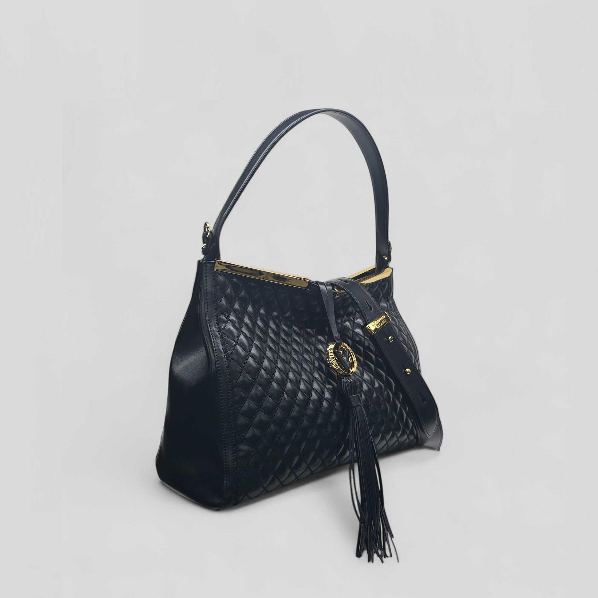 Borsa a mano DESY in vitello nero